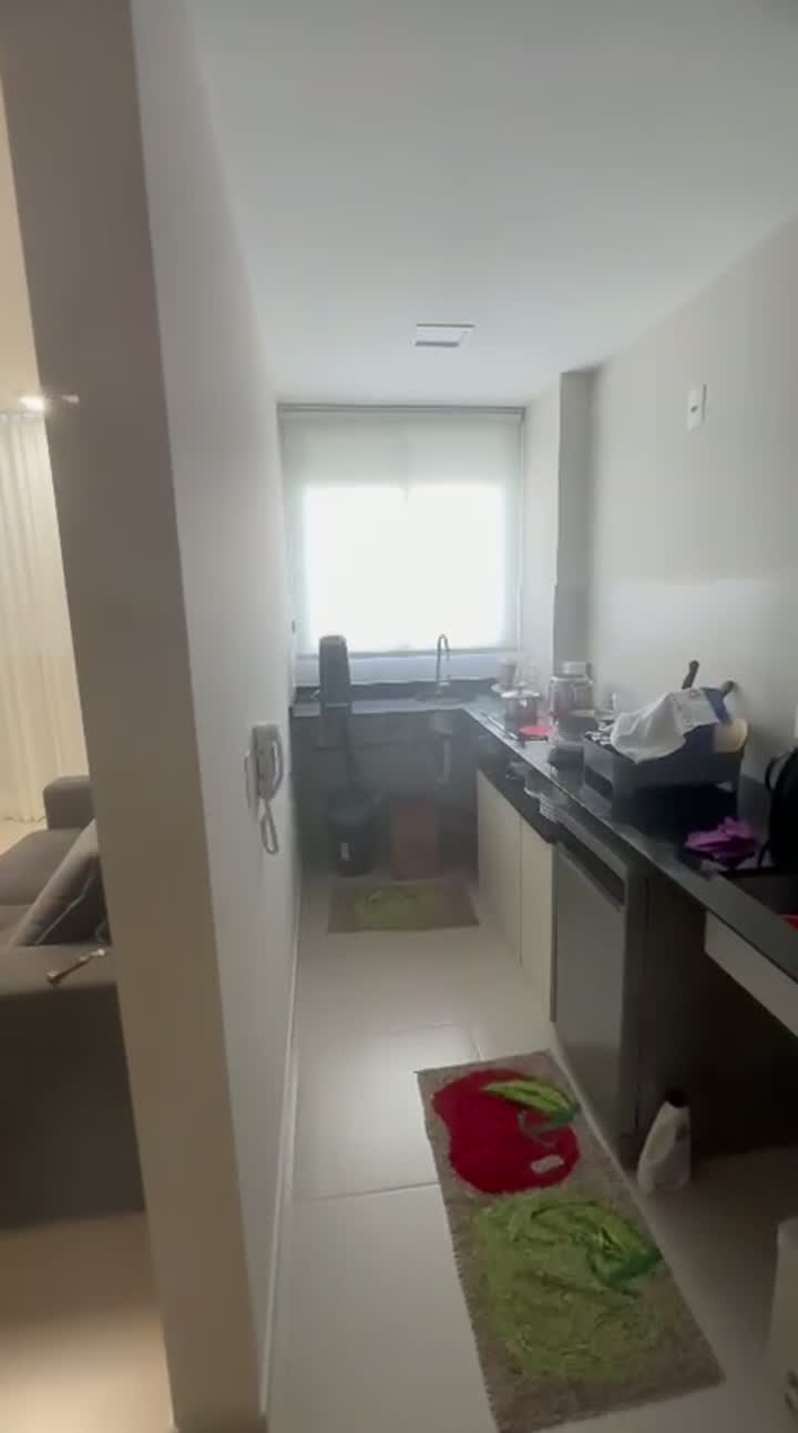 Persiana rolô instalada em cozinha
